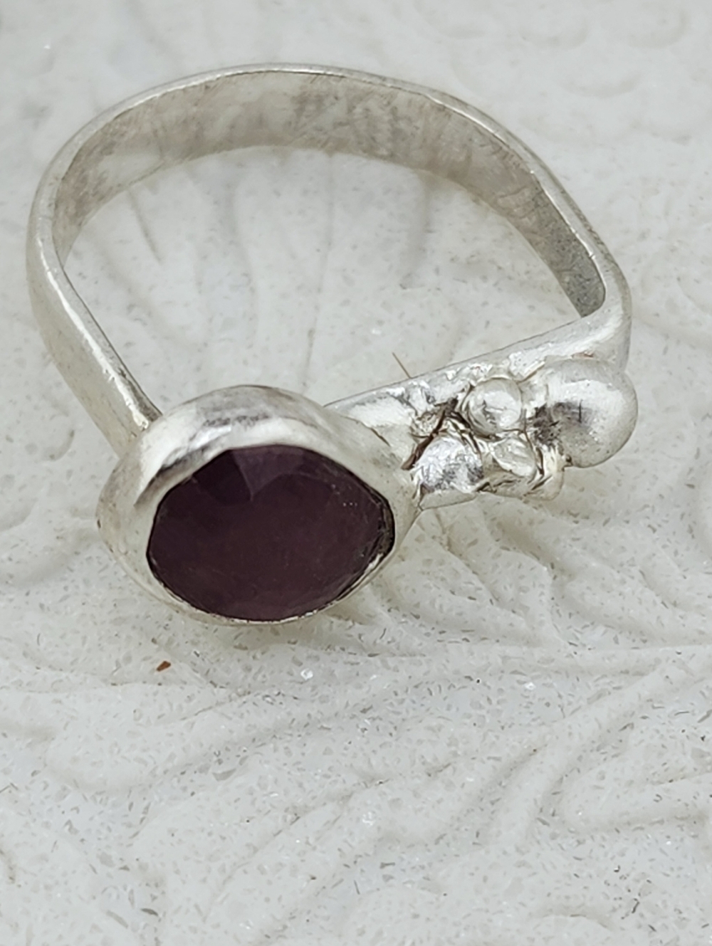 PINK SAPPHIRE BRUTALIST DESING HANDMADE SIZE 8